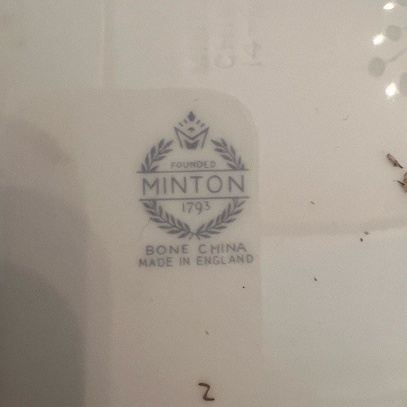 MINTON BONE CHINA MEADOW SCALLOPED SQUARE BONBON CANDY DISH, ENGLAND, 8inchs - Picture 2 of 8